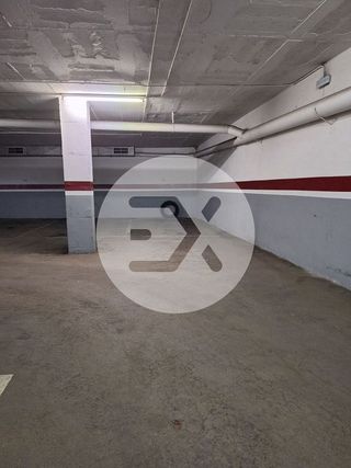 Garaje en venta en Els Canyars en Castelldefels