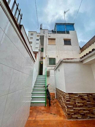 Edificio en venta en El Carmel en Barcelona