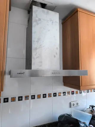 Campana extractora Cata