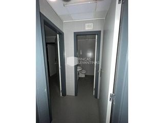 Local comercial en alquiler en Elda