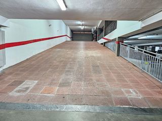 Garaje en venta en Ciudad Jardín - Tagarete - El Zapillo en Almería