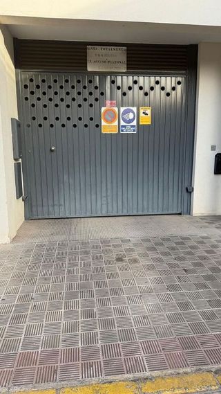 Garaje en venta en Centro - Doña Mercedes en Dos Hermanas