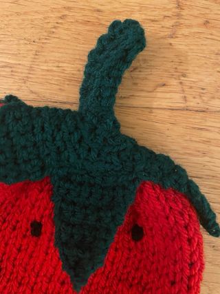 Gorro fresa niña 3-5 años