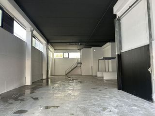 Nave industrial en alquiler en Bufalà en Badalona