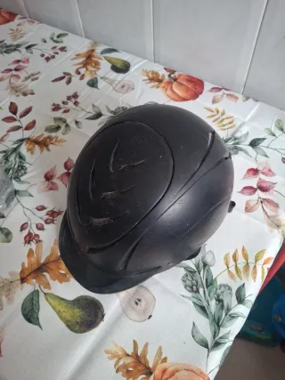 Casco de equitación negro