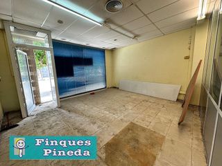 Local comercial en venta en Les Creus-Can Feliu de Merola-Can Moré en Pineda de Mar