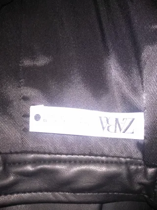 Falda polipiel Zara Negra Talla L