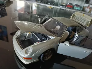 UT MODELS 1/18 Porsche 911