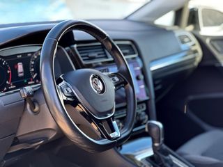 VW Golf Variant 2.0TDi 150cv DSG RLine