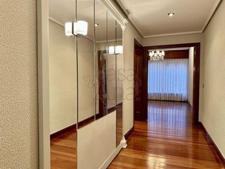 Piso en alquiler en San Pedro de Deusto-La Ribera en Bilbao