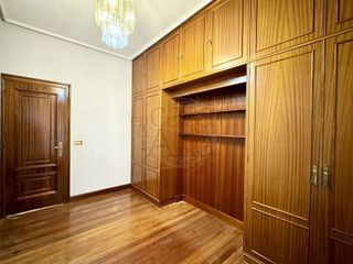 Piso en alquiler en San Pedro de Deusto-La Ribera en Bilbao