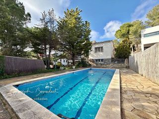 Chalet en venta en Begues