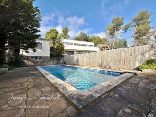 Chalet en venta en Begues