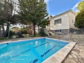 Chalet en venta en Begues