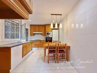 Chalet en venta en Begues