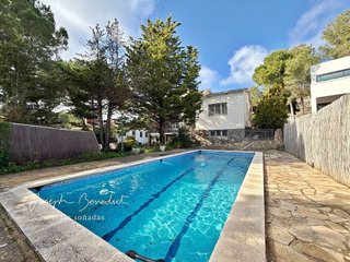 Chalet en venta en Begues