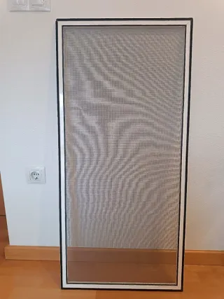 MOSQUITERA con marco de color blanco