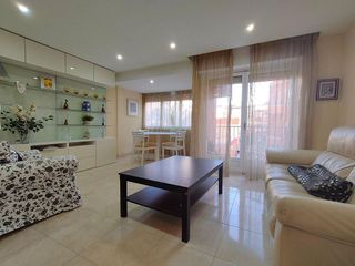 Piso en alquiler en Mercado en Alicante