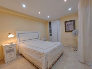 Piso en alquiler en Mercado en Alicante