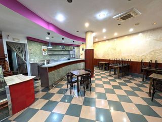 Local comercial en venta en Montigalà -Sant Crist en Badalona