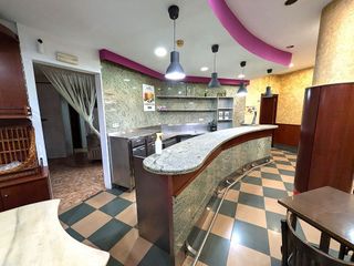 Local comercial en venta en Montigalà -Sant Crist en Badalona
