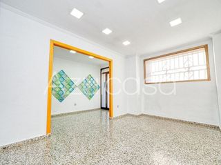 Local comercial en venta en Florida Baja en Alicante