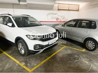 Garaje en venta en Centre en Badalona