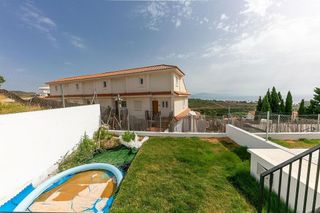 Casa pareada en venta en San Luis de Sabinillas en Manilva