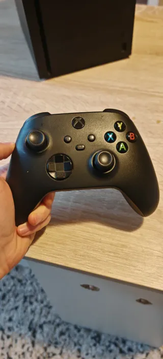 Xbox Series X + 2 Controller