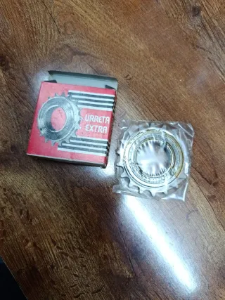 Piñón Bicicleta Urreta 18 Dientes NOS