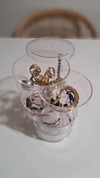 Joyero transparente giratorio