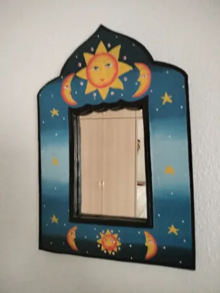 Espejo decorativo sol y lunas