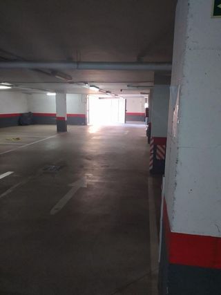 Garaje en alquiler en Martín Carpena - Torre del Río en Málaga