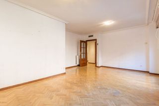 Piso en alquiler en Delicias en Madrid