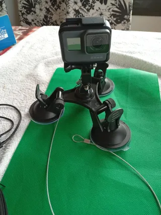 GoPro Hero 5 + Accessori