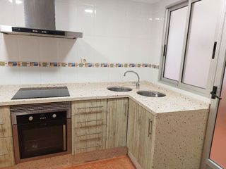 Piso en alquiler en Natzaret en Valencia