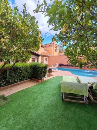 Chalet en venta en Zubia (La)