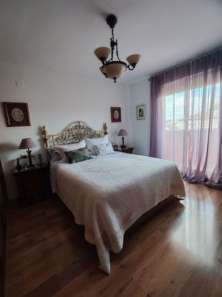 Chalet en venta en Zubia (La)