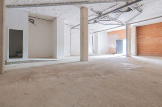 Local comercial en alquiler en Can Mates - Volpelleres en Sant Cugat del Vallès