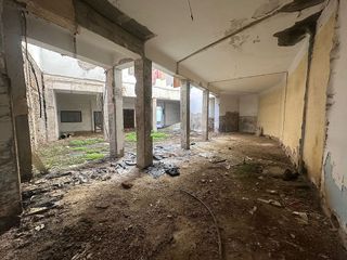 Local comercial en venta en Centro Ciudad - El Carmen en Vélez-Málaga