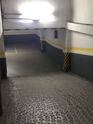 Garaje en venta en Zona de Plaza de Barcelos en Pontevedra