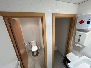 Nave industrial en alquiler en Port en Badalona