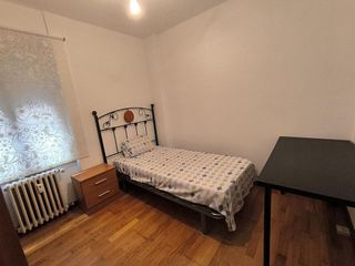 Piso en alquiler en Centro Ciudad en León