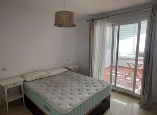 Piso en alquiler en Los Naranjos - Las Brisas en Marbella