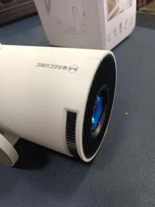 Proyector MAGCUBIC Nuevo