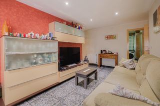 Mueble de Comedor Beige y Marrón