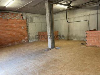 Local comercial en venta en El Antiguo en San Sebastián-Donostia