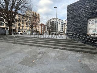 Local comercial en venta en El Antiguo en San Sebastián-Donostia