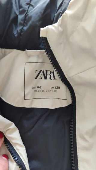 Chubasquero Zara Talla 6-7 Crema