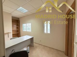 Nave industrial en alquiler en Yeles